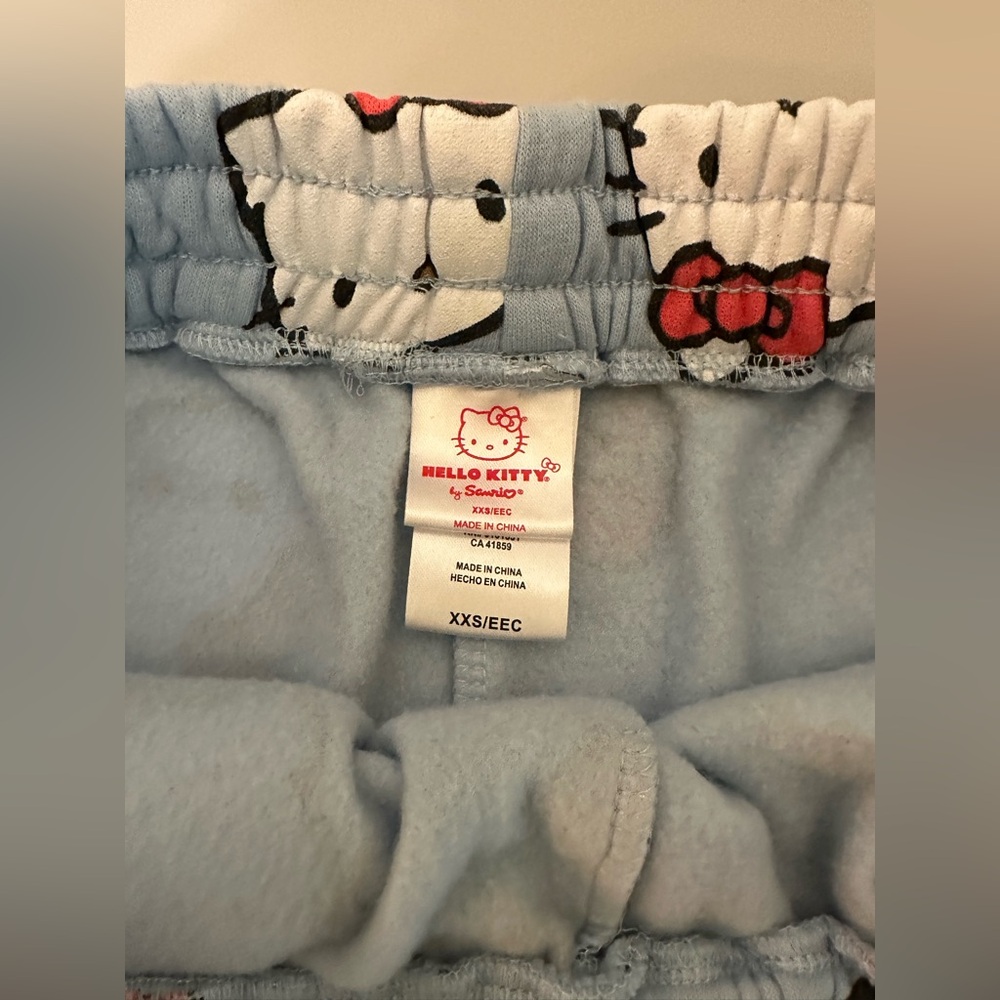 Hello Kitty shorts NWOT - Picture 4 of 4